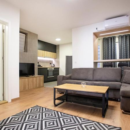 Apartment Ivy Belgrado Exterior foto