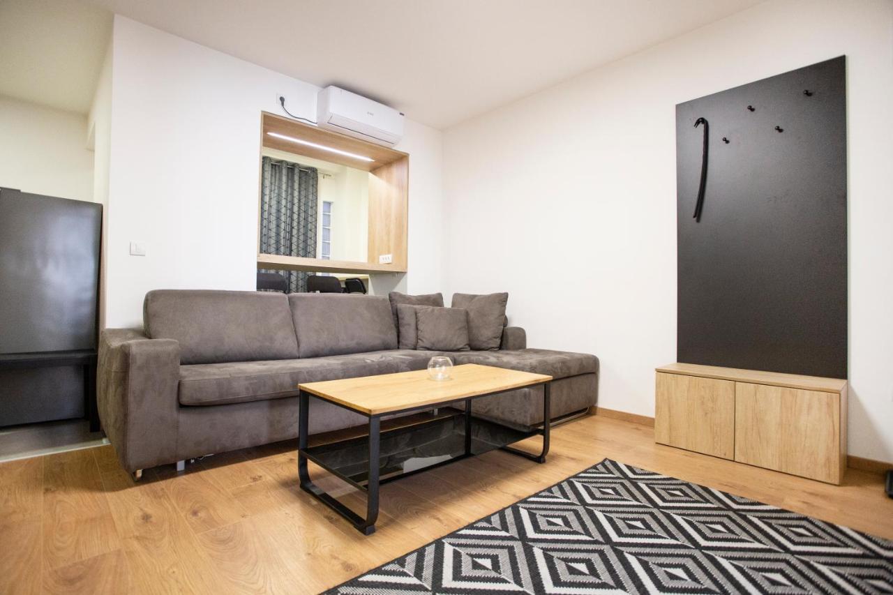 Apartment Ivy Belgrado Exterior foto